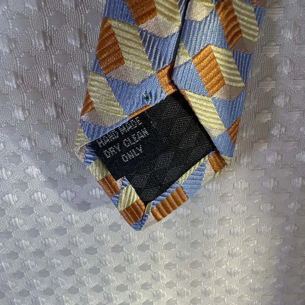 Bocara 100% Silk Handmade Geometric Squares Men's Necktie - Orange and Navy Blue